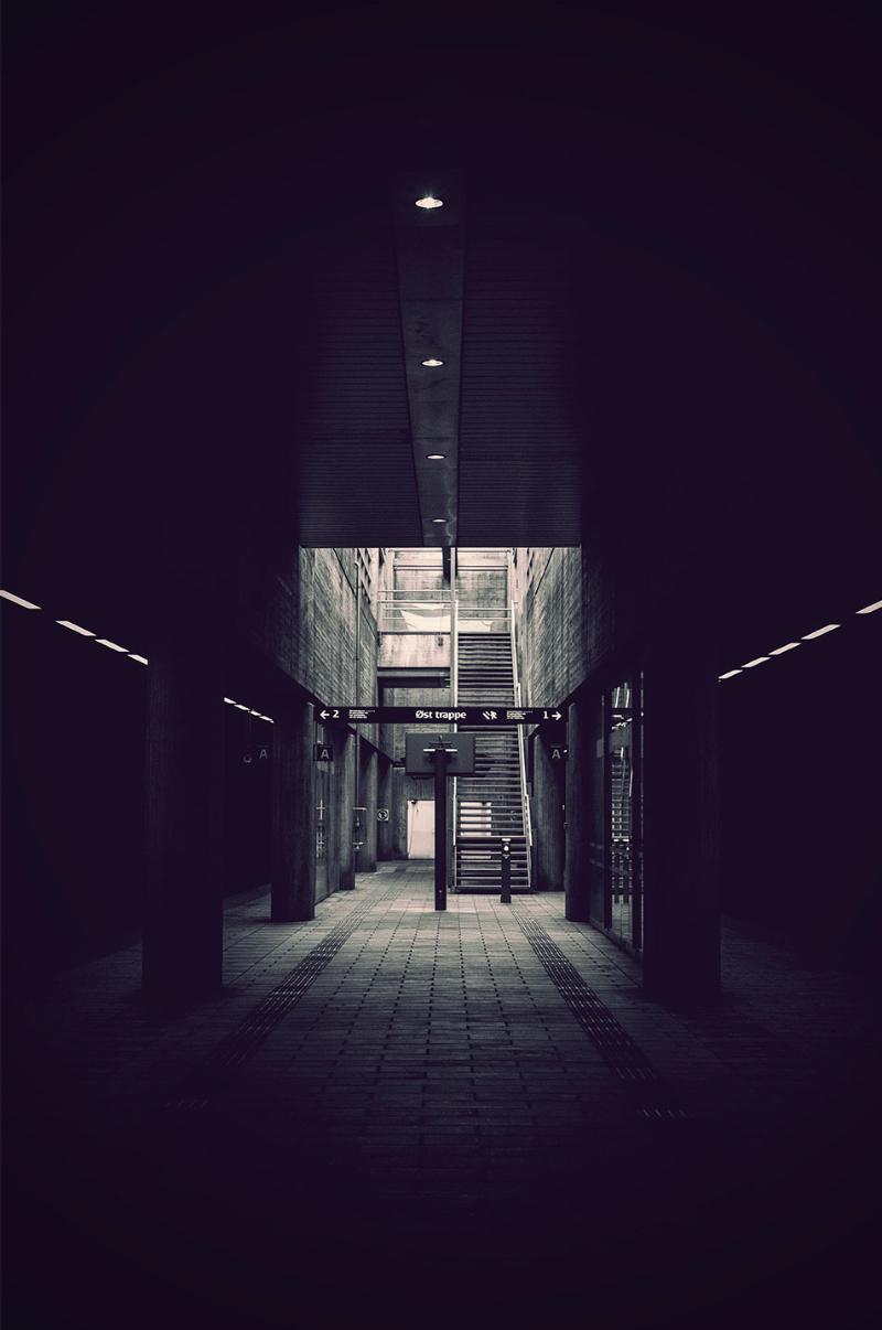 Henrik Hansens Station - Elegant Design