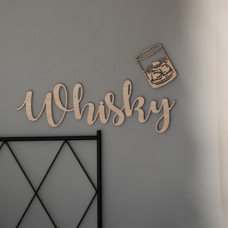 Whisky dekoration med glas i egetræ - BOLIGEN