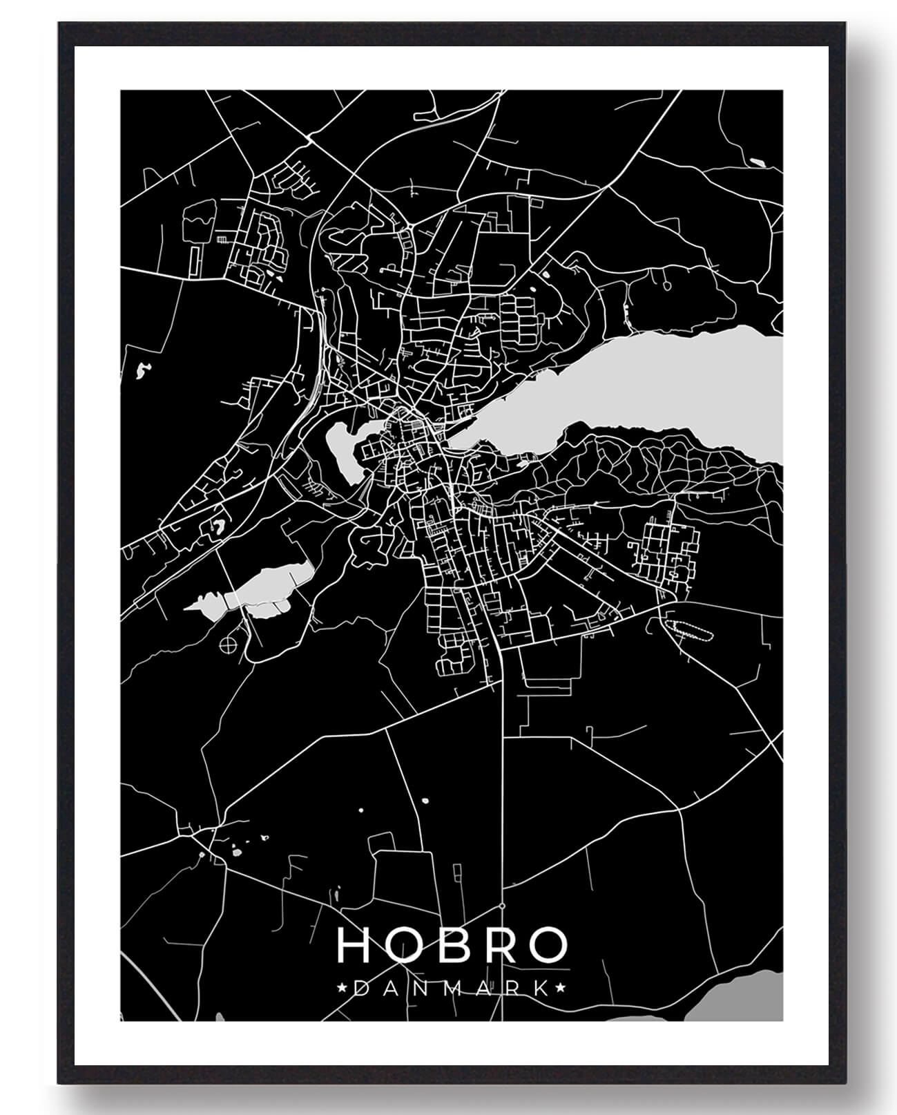 Hobro By Plakat – Sort Dekoration til Dit Hjem