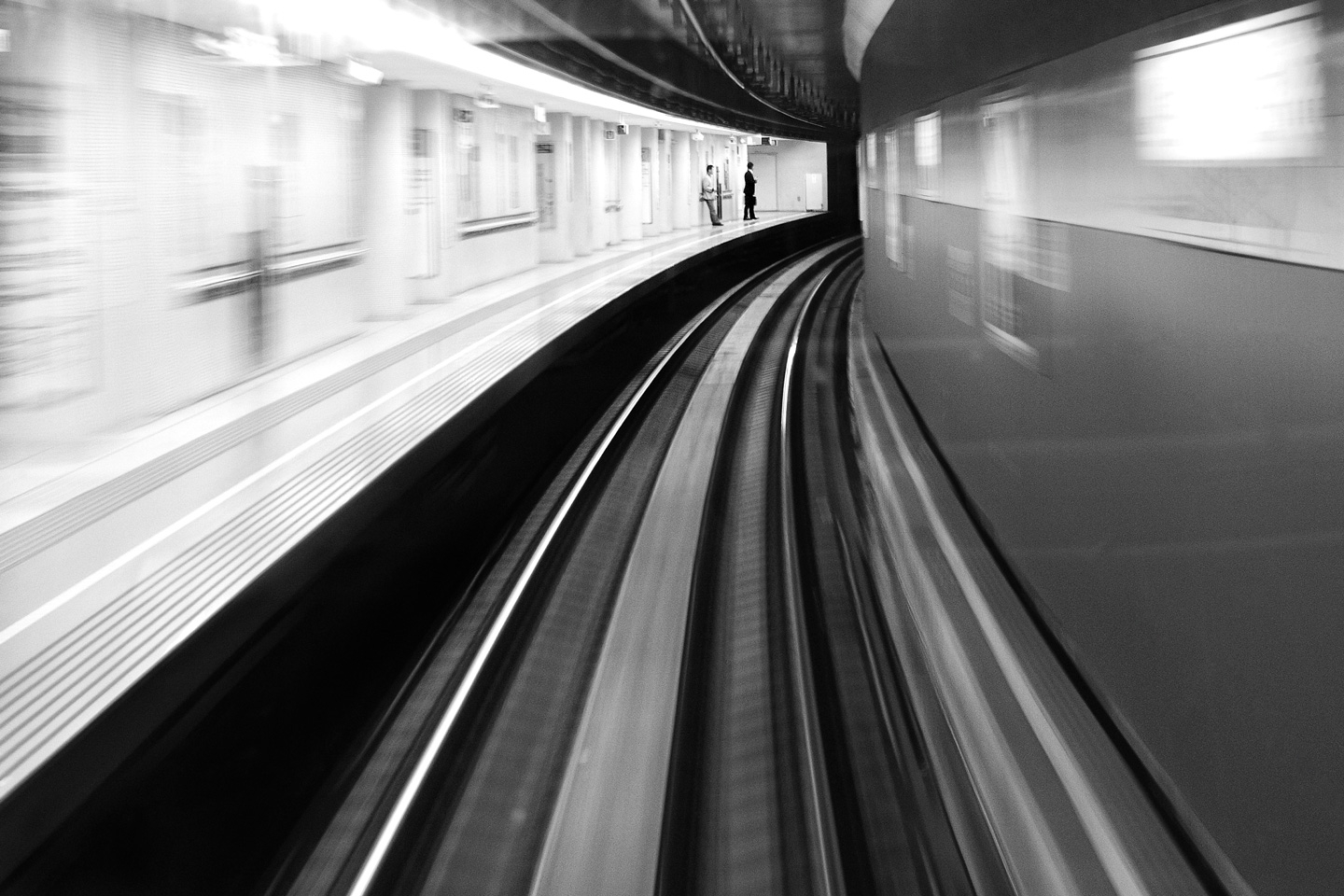 Tokyo Subway Kunstværk – Unik Fotokunst til Dit Hjem