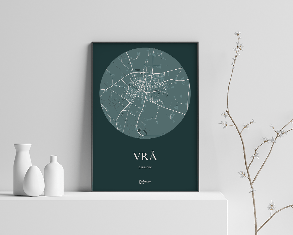 Vrå Bykort Plakat i Skovgrøn - Minimalistisk Design 70x100 cm